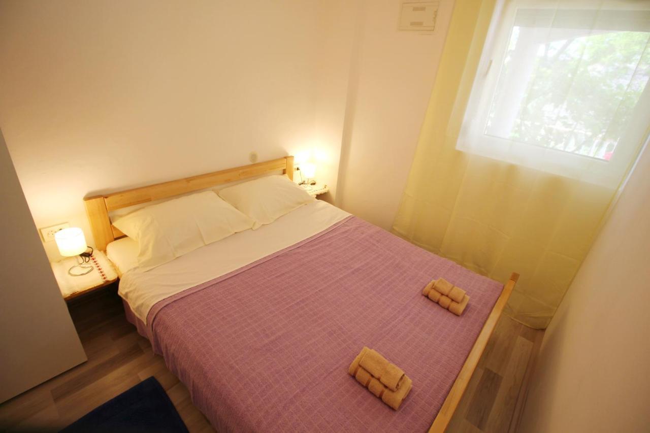 Apartment Suzy Nin Buitenkant foto